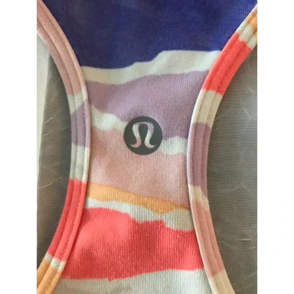 Lululemon Racerback Tank Top Abstract Stripe Print Activewear Women's Size M - Picture 4 of 6